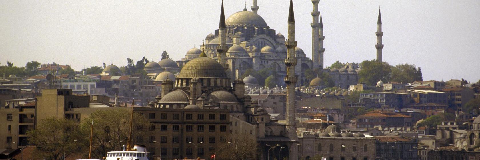 Masjid Rüstem Pasha